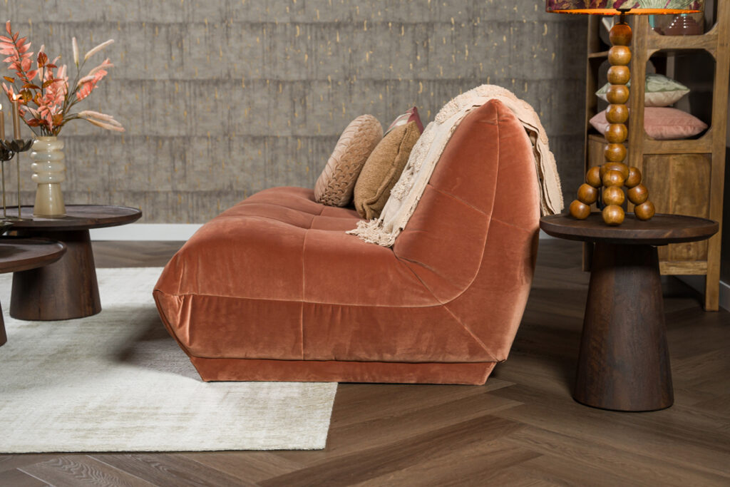 Gecapitioneerde bank roze velvet
