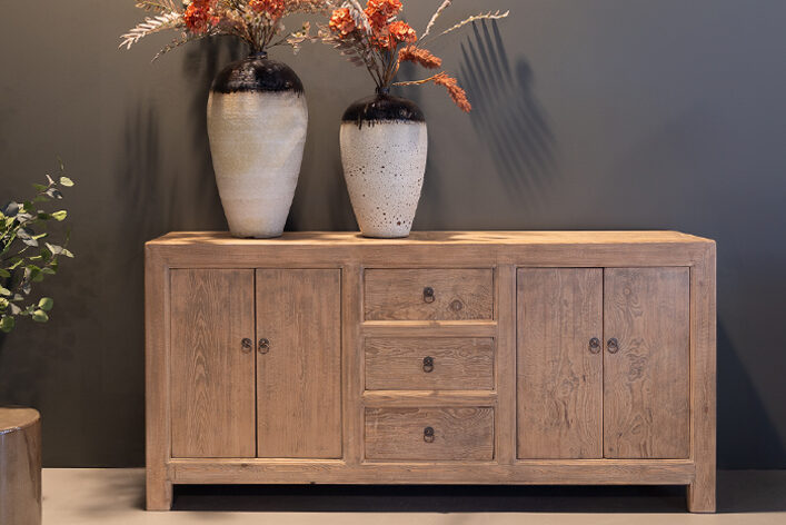 Uniek dressoir hout bruin met deuren en lades