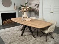 Eettafel hout ovaal met spinpoot bruin